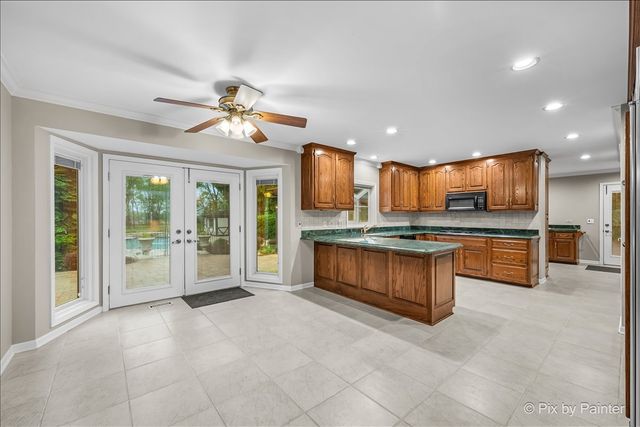 3 Auburn Lane, Barrington Hills, IL 60010