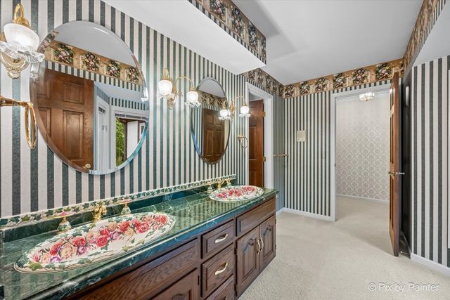 3 Auburn Lane, Barrington Hills, IL 60010