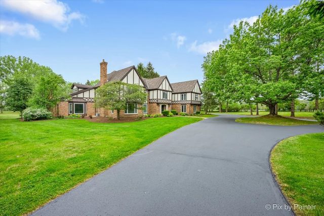 3 Auburn Lane, Barrington Hills, IL 60010