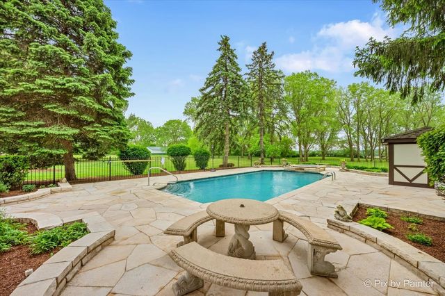 3 Auburn Lane, Barrington Hills, IL 60010