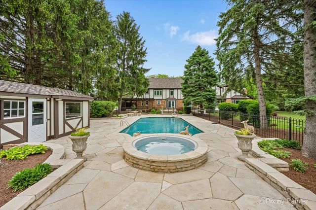3 Auburn Lane, Barrington Hills, IL 60010