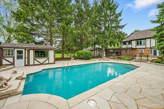 3 Auburn Lane, Barrington Hills, IL 60010