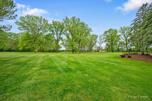 3 Auburn Lane, Barrington Hills, IL 60010
