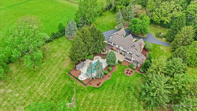 3 Auburn Lane, Barrington Hills, IL 60010