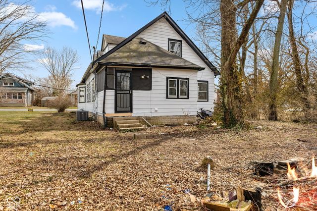 320 Lockerbie Street, Mooresville, IN 46158