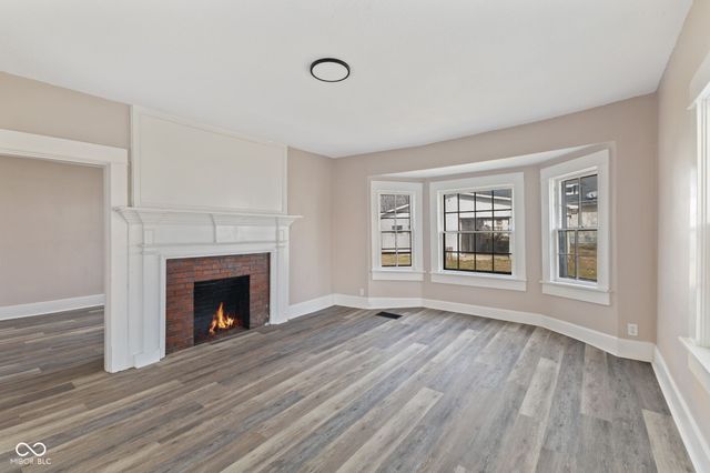 320 Lockerbie Street, Mooresville, IN 46158