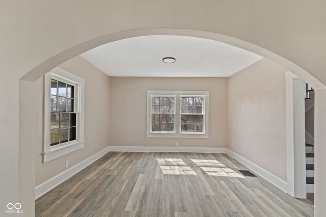 320 Lockerbie Street, Mooresville, IN 46158