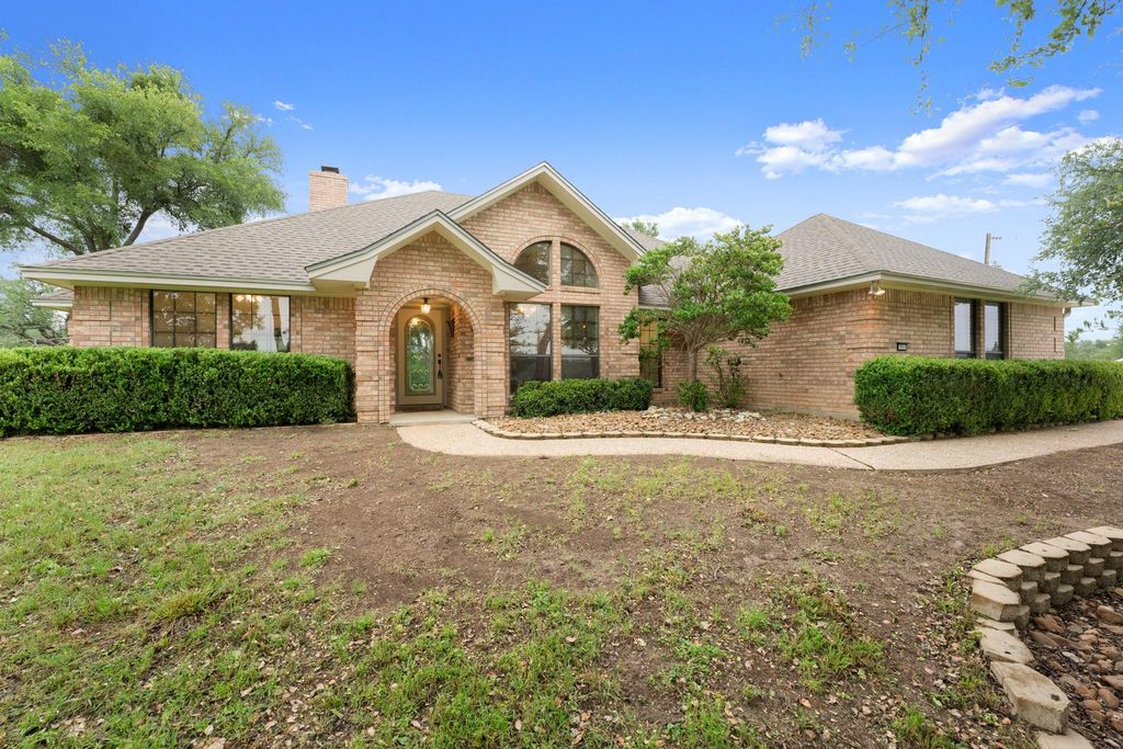 3905 Broken Arrow DR, Harker Heights, TX 76548