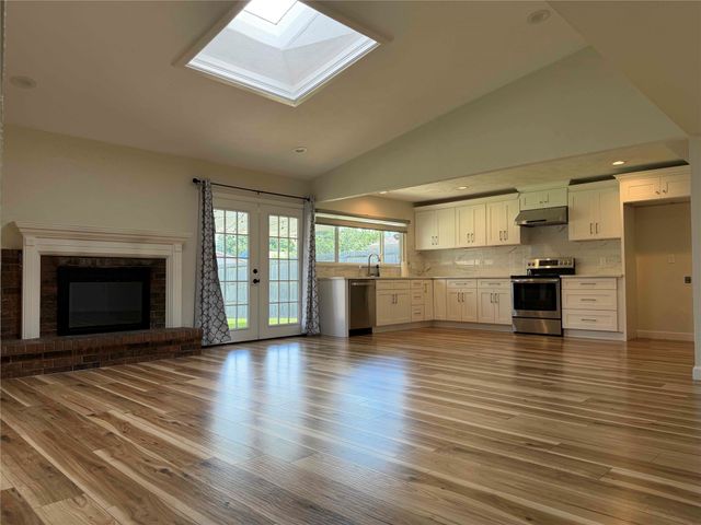 2917 Esquire Lane, Garland, TX 75044