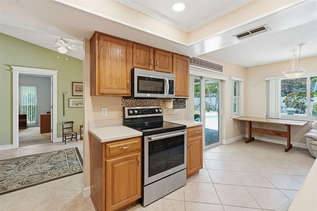 12104 99TH AVENUE, Seminole, FL 33772