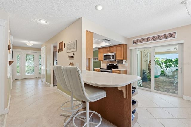12104 99TH AVENUE, Seminole, FL 33772