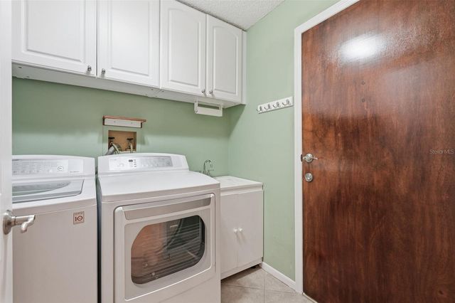 12104 99TH AVENUE, Seminole, FL 33772