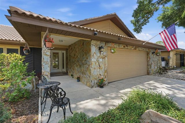 12104 99TH AVENUE, Seminole, FL 33772