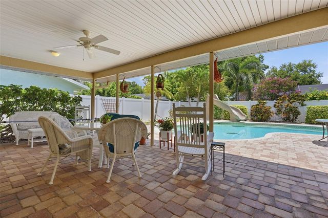 12104 99TH AVENUE, Seminole, FL 33772