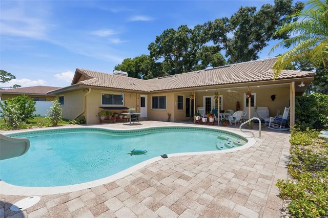 12104 99TH AVENUE, Seminole, FL 33772