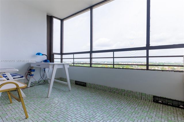 500 Three Islands Blvd 1110, Hallandale Beach, FL 33009