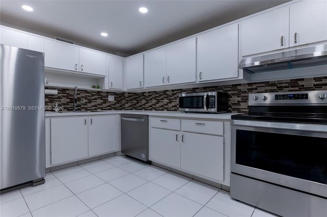 500 Three Islands Blvd 1110, Hallandale Beach, FL 33009