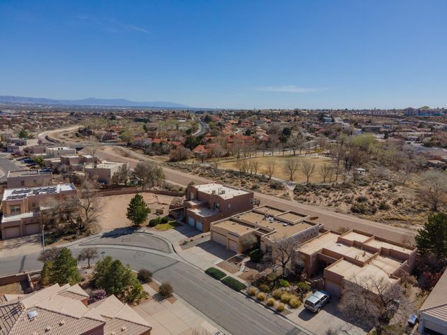 10905 Carreta Drive NW, Albuquerque, NM 87114
