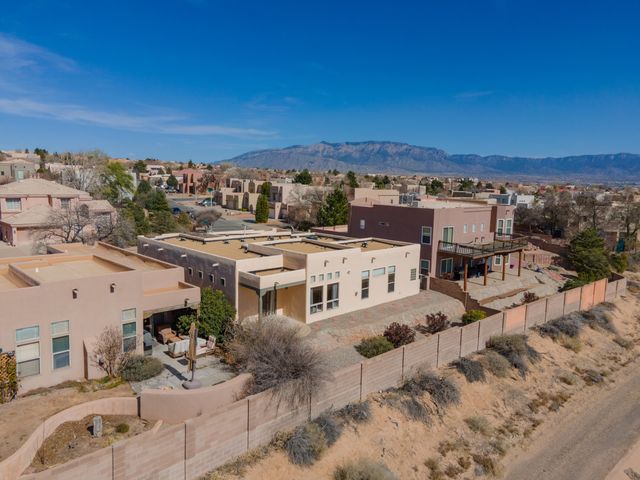 10905 Carreta Drive NW, Albuquerque, NM 87114