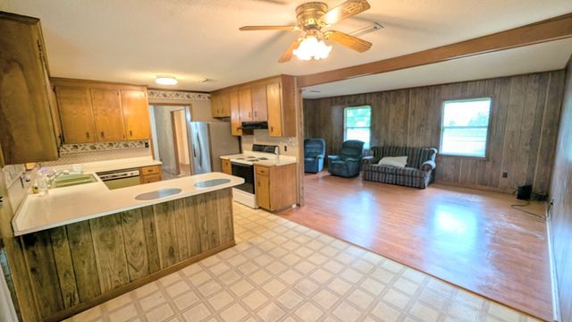 4831 Fortner St, Dothan, AL 36305