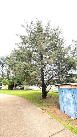 4831 Fortner St, Dothan, AL 36305