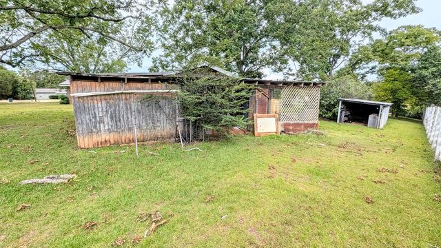 4831 Fortner St, Dothan, AL 36305