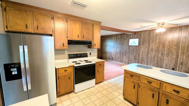 4831 Fortner St, Dothan, AL 36305