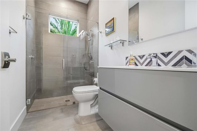 2373 PROSPECT STREET, Sarasota, FL 34239