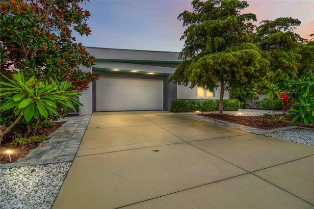 2373 PROSPECT STREET, Sarasota, FL 34239