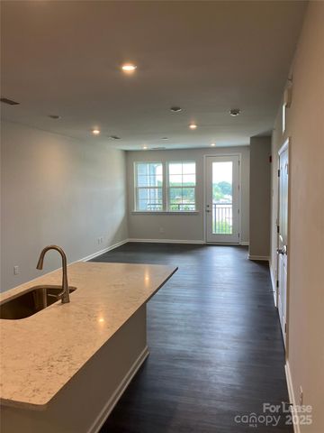 4455 Reed Creek Drive 304, Sherrills Ford, NC 28673