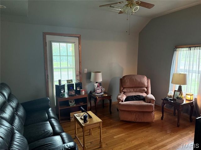 411 South Street, Lebanon, MO 65536