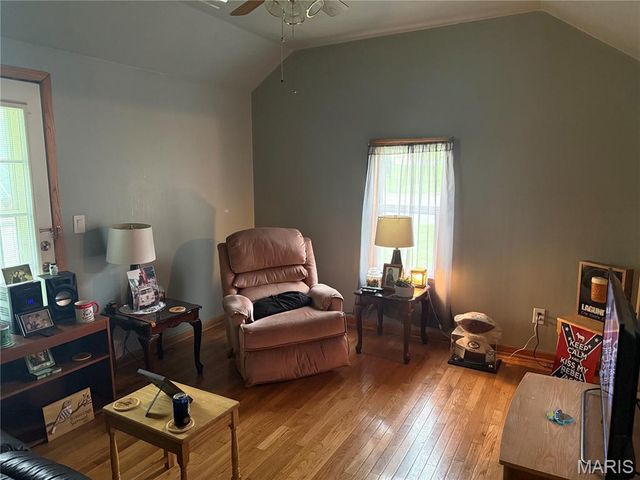 411 South Street, Lebanon, MO 65536