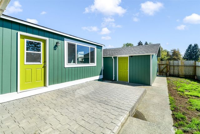8705 12th Street NE, Lake Stevens, WA 98258