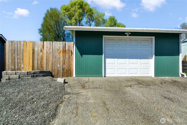 8705 12th Street NE, Lake Stevens, WA 98258