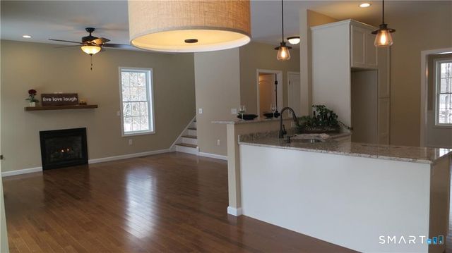 823a Stone Road, Windsor, CT 06095