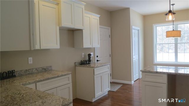 823a Stone Road, Windsor, CT 06095