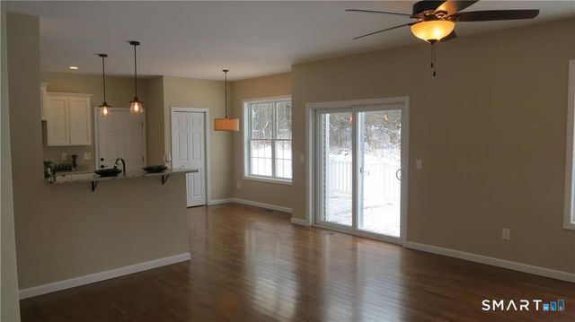 823a Stone Road, Windsor, CT 06095