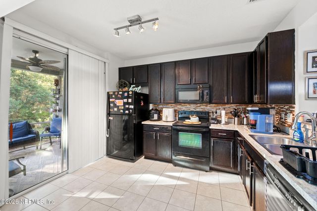 8653 VICTORIA FALLS Drive, Jacksonville, FL 32244