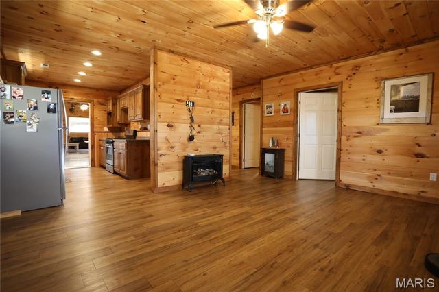 98 Carter 132C, Van Buren, MO 63965