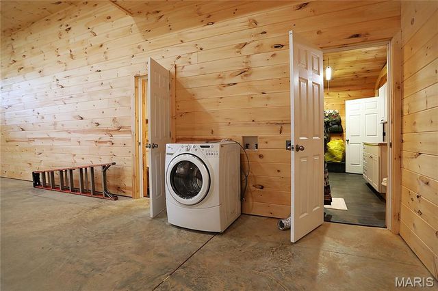 98 Carter 132C, Van Buren, MO 63965