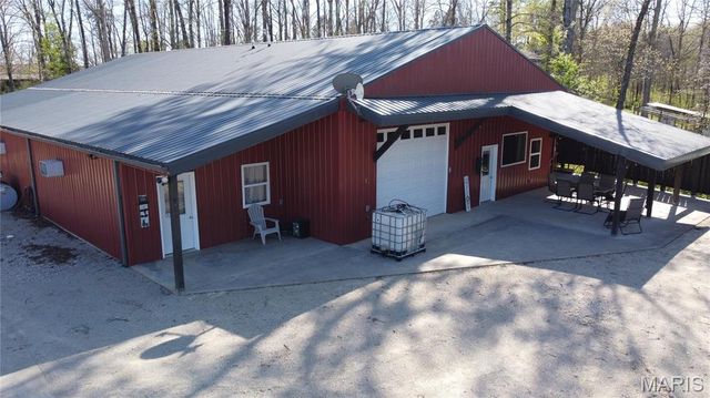 98 Carter 132C, Van Buren, MO 63965