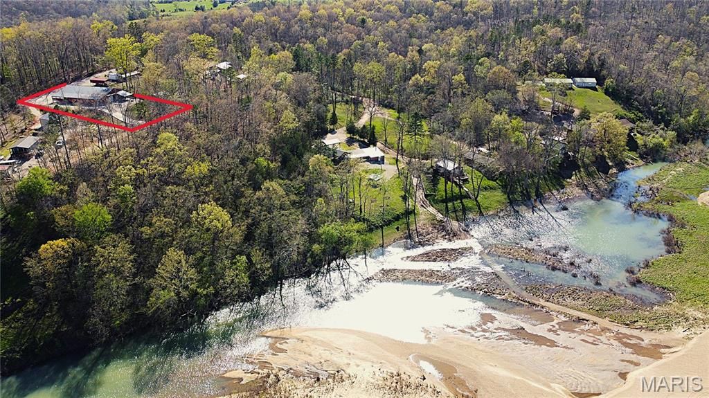 98 Carter 132C, Van Buren, MO 63965