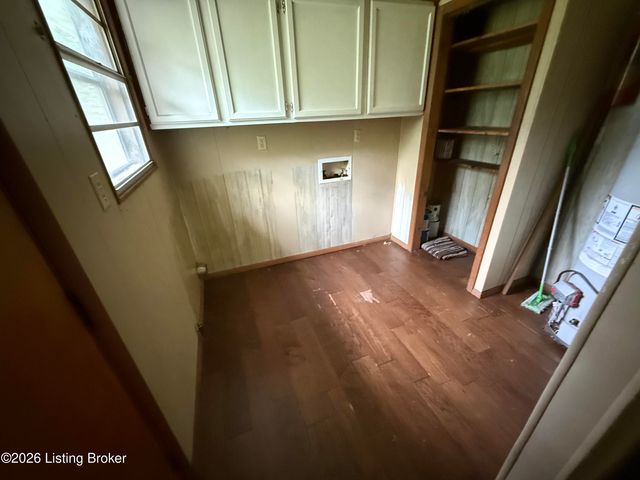340 E Indian Stone Rd, Shepherdsville, KY 40165