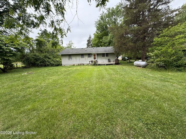 340 E Indian Stone Rd, Shepherdsville, KY 40165