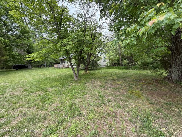 340 E Indian Stone Rd, Shepherdsville, KY 40165