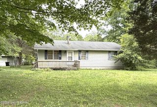 340 E Indian Stone Rd, Shepherdsville, KY 40165