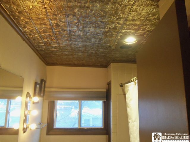 14 West Lucas Avenue, Dunkirk, NY 14048