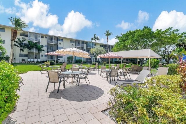 16901 NE 13th Ave 110, Miami, FL 33162