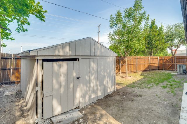 9225 N Dodson Drive, White Settlement, TX 76108