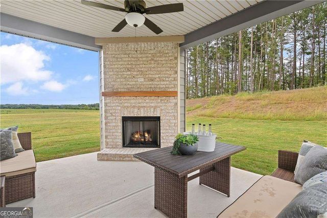 171 Dohrn Drive, Loganville, GA 30052